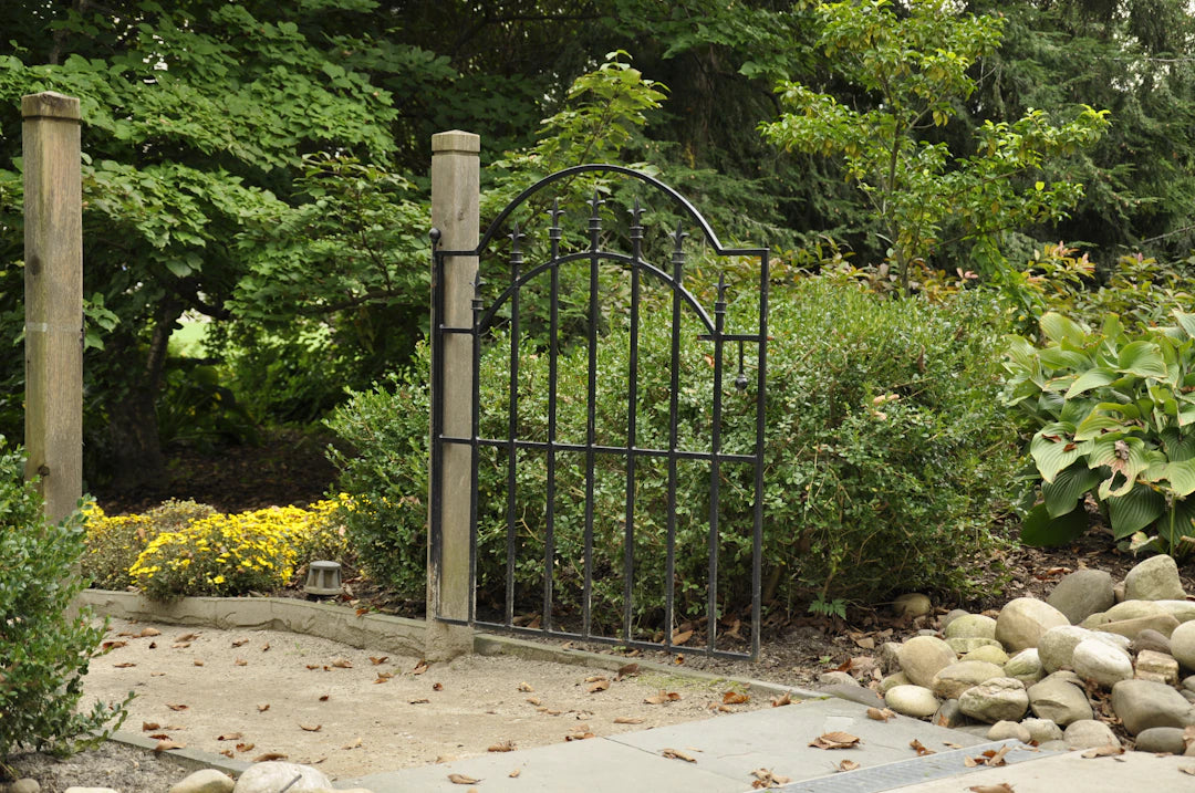 Explore o Metal na Jardinagem Exemplos Históricos Inspiradores