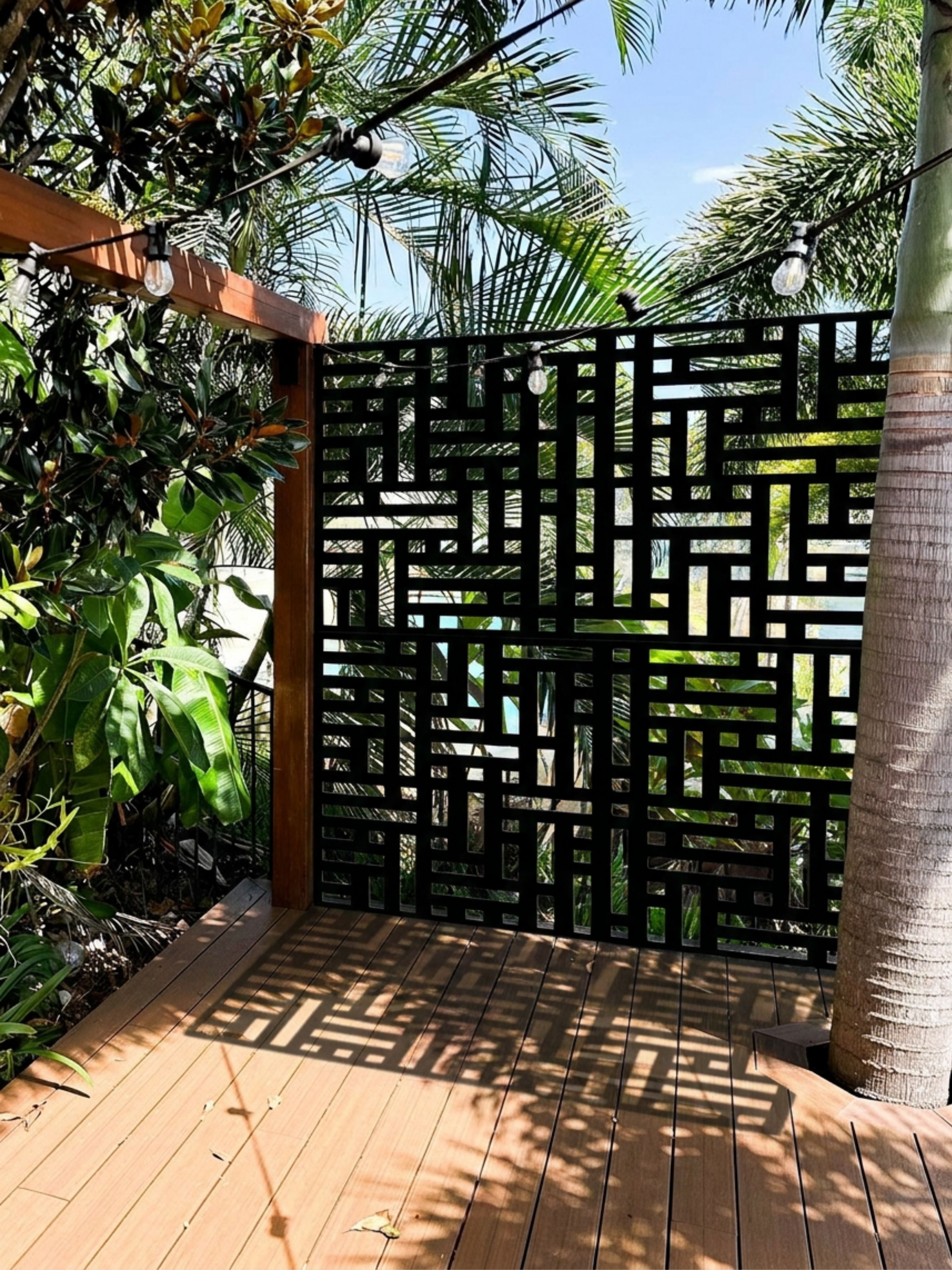 Biombo Reto Mosaico de Metal Interno/Externo 1,8x1,2mt Preto