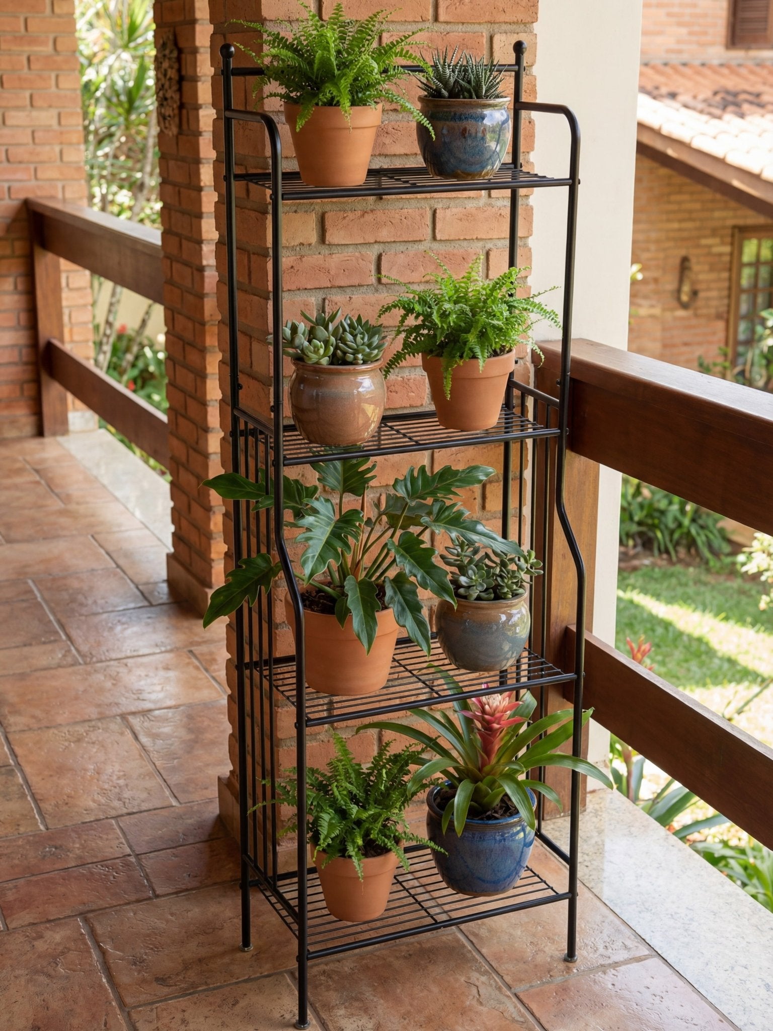 Estante Metálica para Plantas 4 Prateleiras 160x55cm Preta - Montar & Plantar