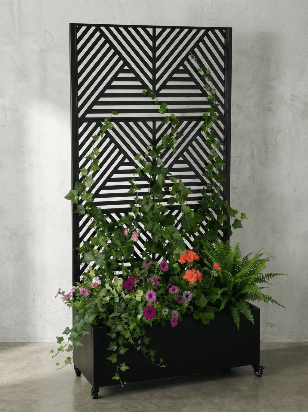 Floreira com Treliça Decorativa Metálica 1,80x40cm Preta - Montar & Plantar