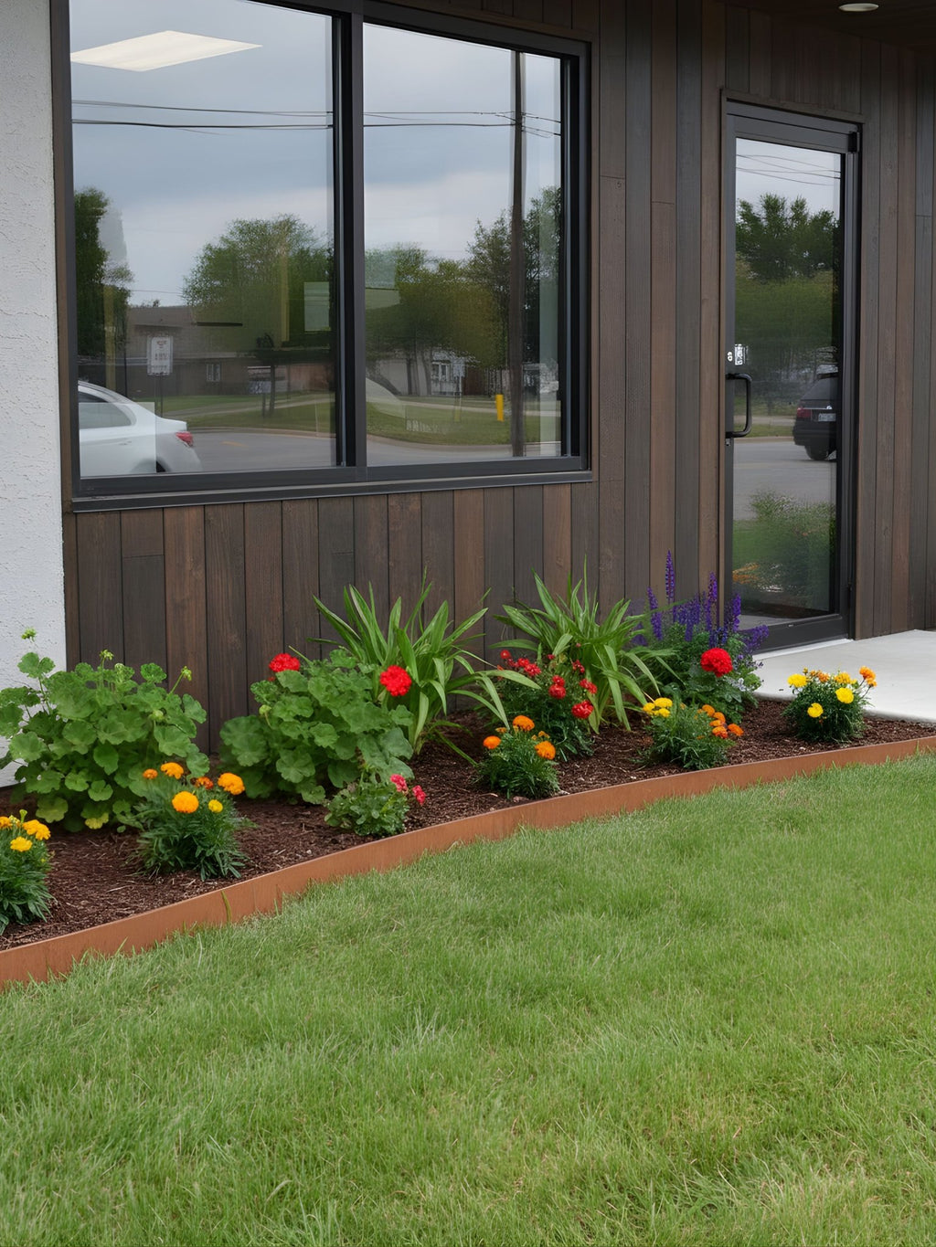 Limitador Metálico Ondulado para Jardim 20cm x 6,1mt Marrom - Montar & Plantar