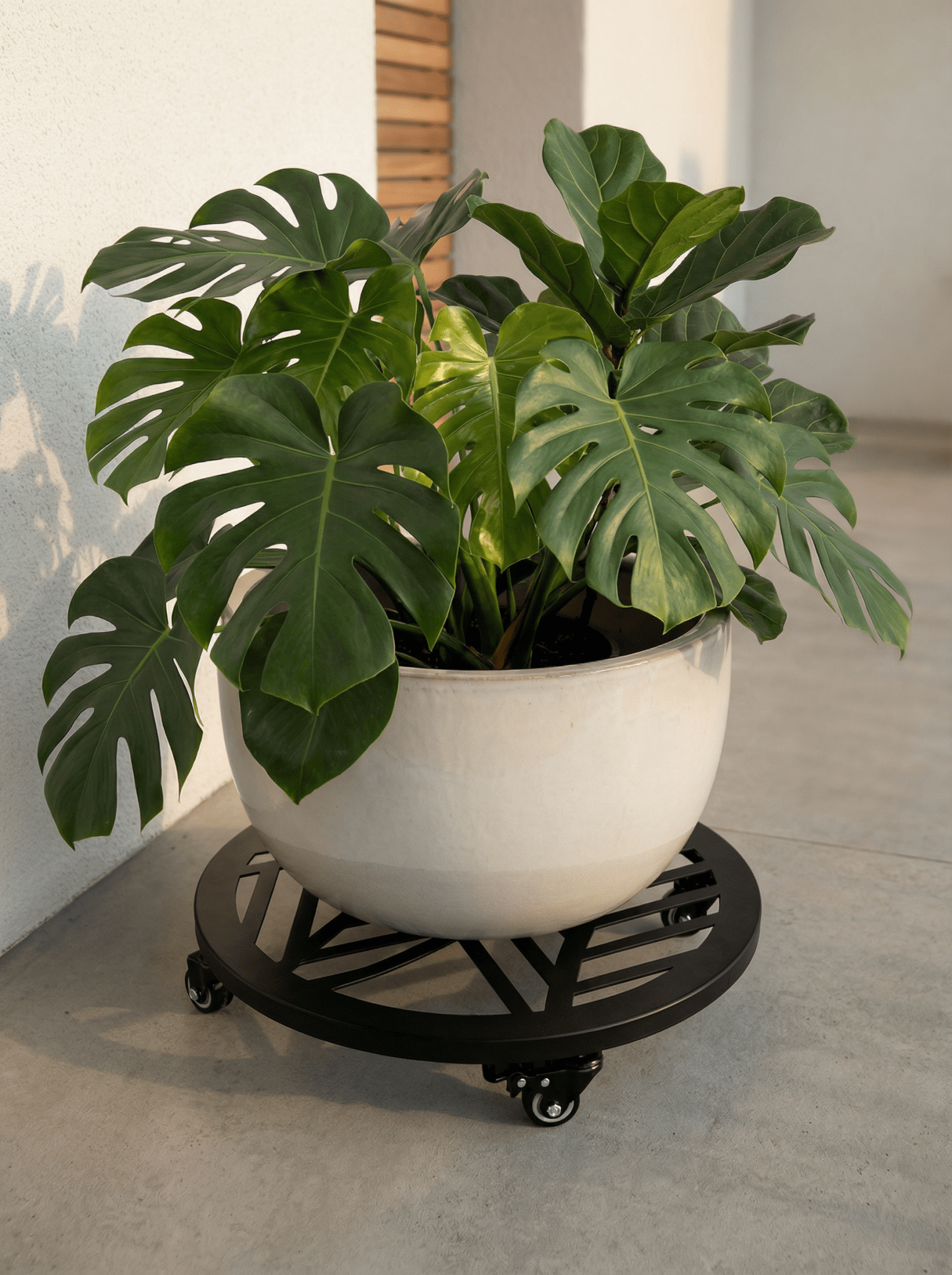 Suporte Metálico para Vasos de Plantas com Rodas 45cm Preto - Montar & Plantar